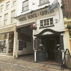 White Horse & Griffin *** Whitby